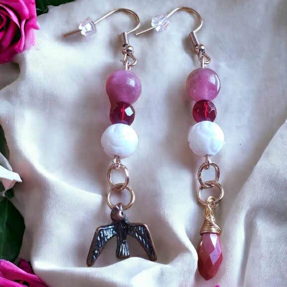 Rose Quartz & Genuine Tridacna Handcrafted Earrings - Picture 4 of 4